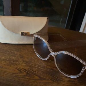So Chic Chloe Sunglasses